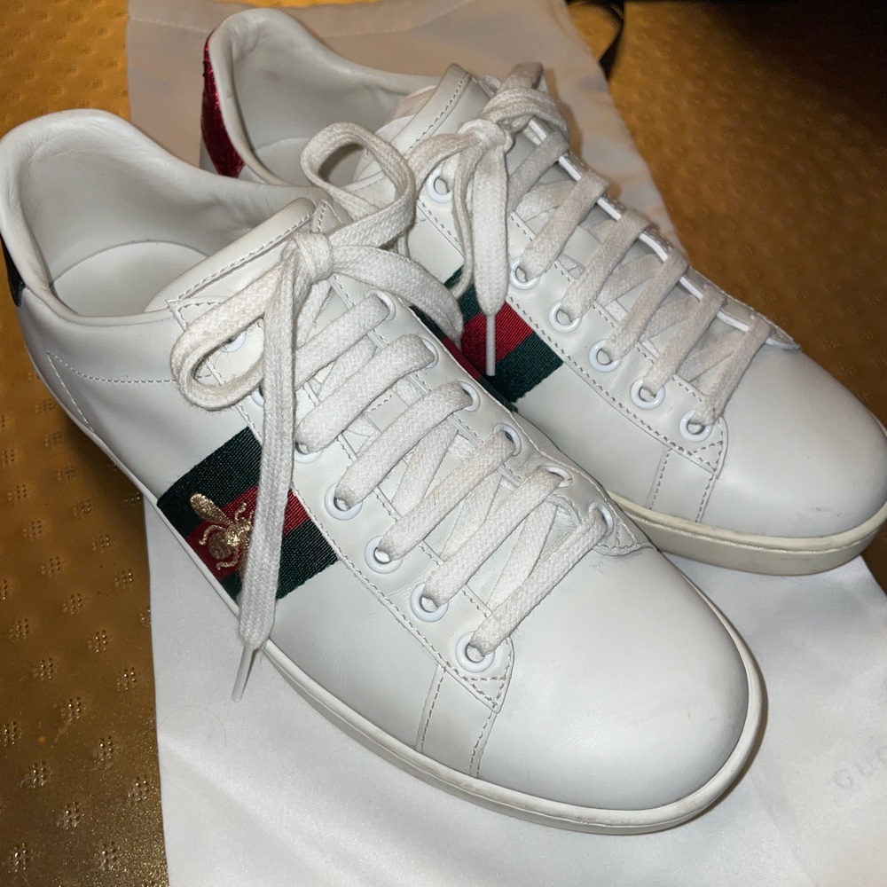 Authentic Gucci Ace Sneakers with Bee